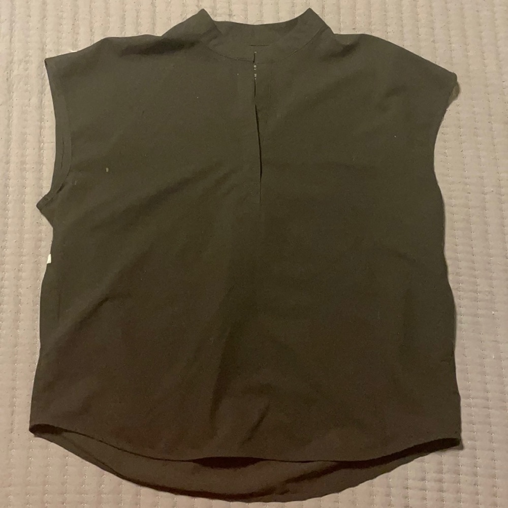 Figs scrub top!